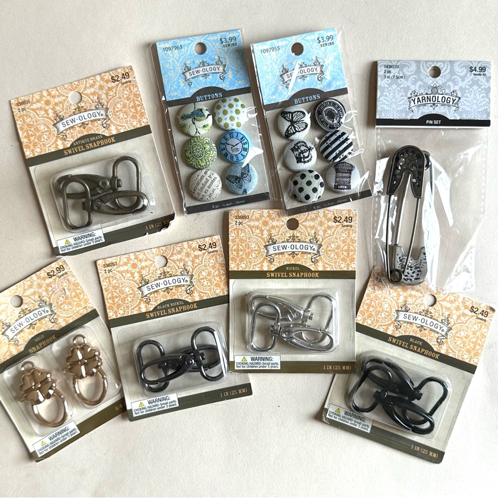 NEW Sewology & Yarnology buttons, pins & swivel snaphooks lot of 8 packs